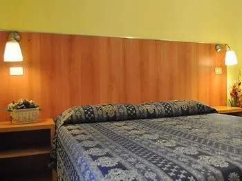 Fiorenza Hotell *